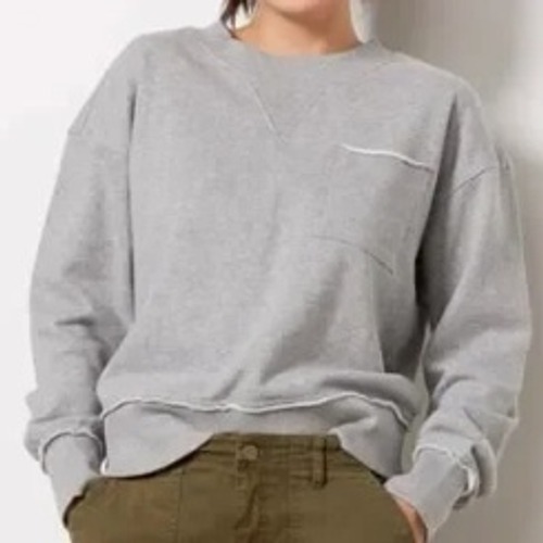 Evereve Charlotte Raw Edge Trim Pocket Sweatshirt Crewneck Medium Gray